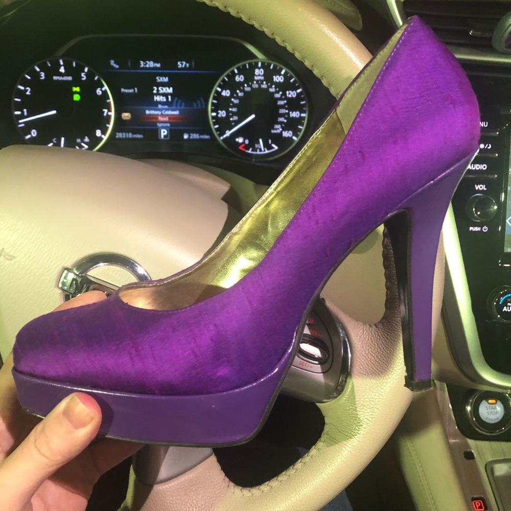 Nine West platform heels. Only wore once.